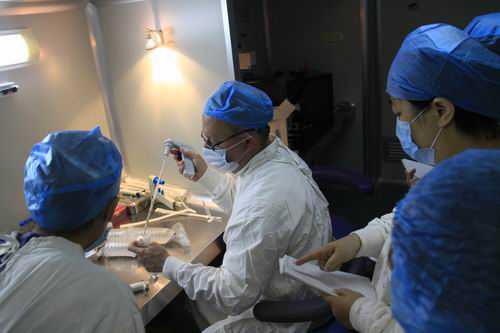 代生男孩中介,曼月乐环治疗80×65×75的子宫腺肌症效果怎么样?